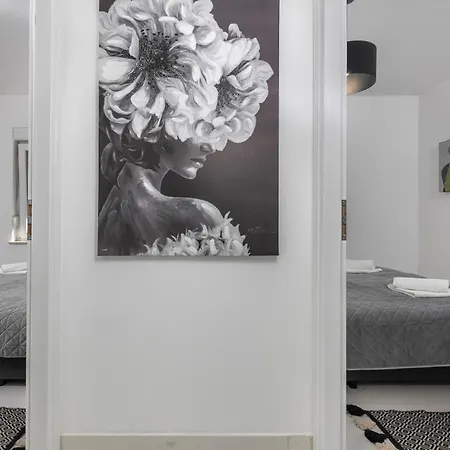 2 Bedroom Amazing In Appartement *
