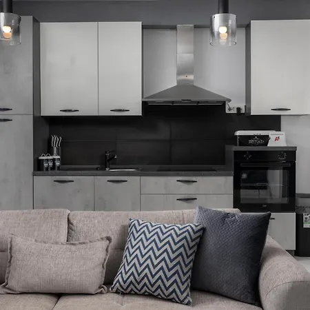 2 Bedroom Amazing In Rijeka