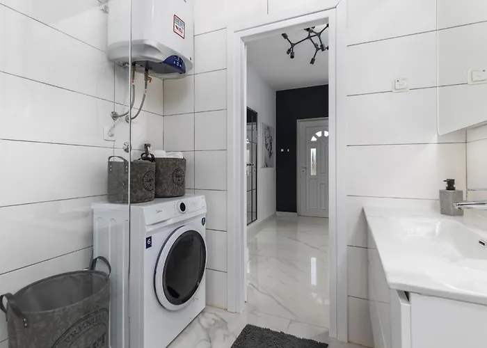 Apartmán 2 Bedroom Amazing In Rijeka