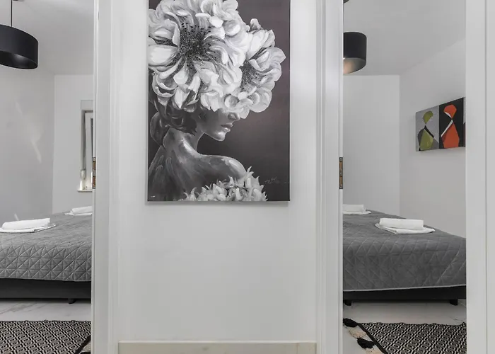 2 Bedroom Amazing In Lägenhet *
